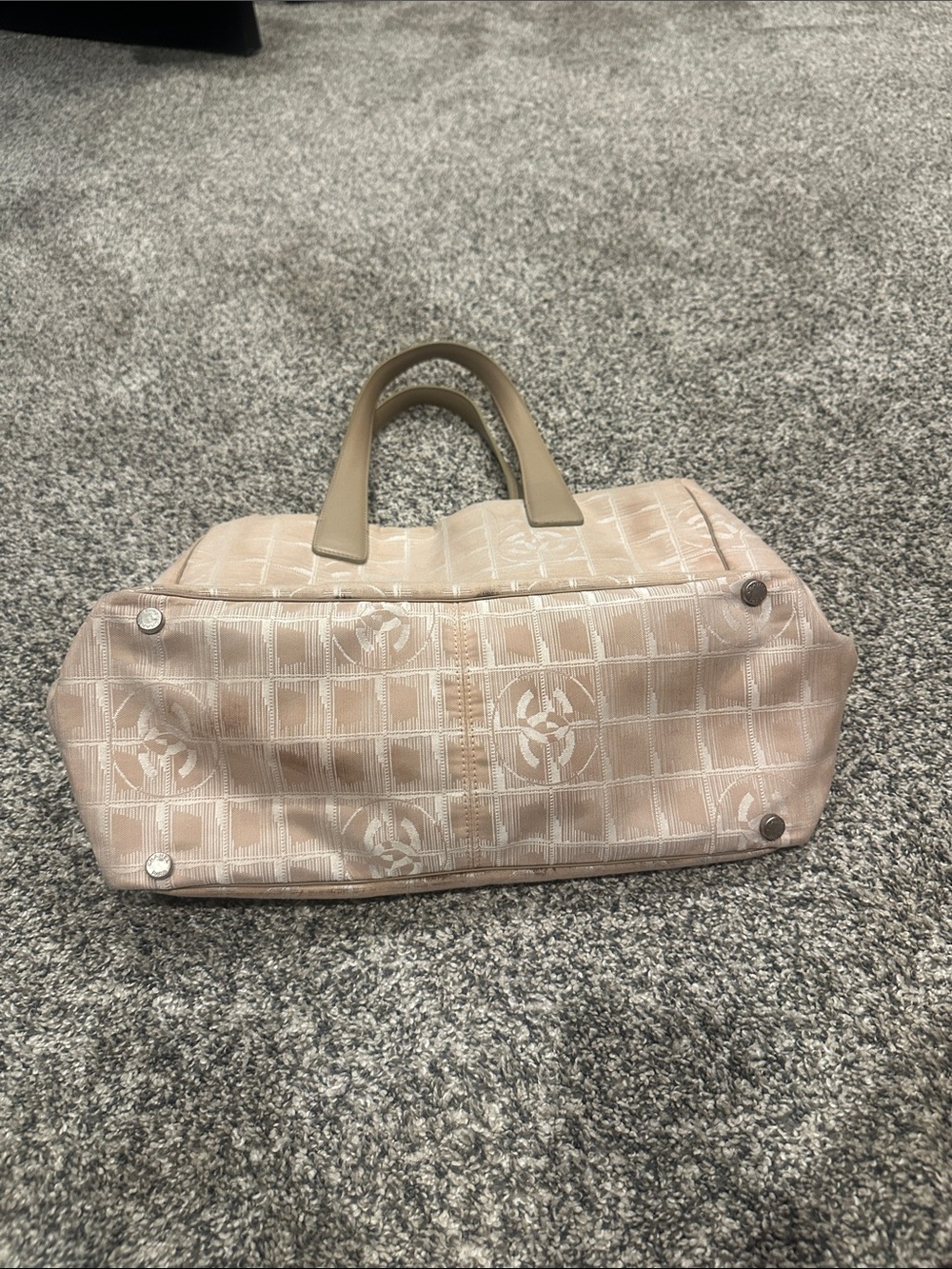 CHANEL Pink Logo Jacquard Tote with Neutral Leather Handles - Picture 4 of 9